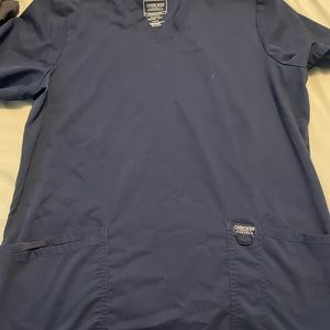 Cherokee scrub top SIZE LARGE